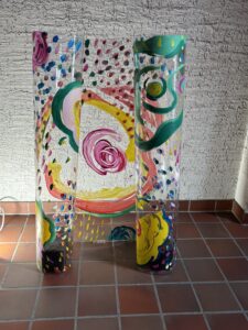 maTabu-arTs - ART of maTabu - ART at Basel 3 8 La maTabu Ausst. Theresia KiKu Bild Skulptur Rechts