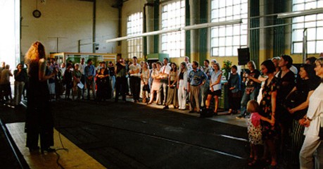 Ausstellungen 150 Vernissage-Gäste