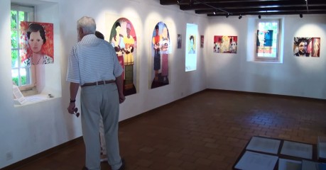 Ausstellungen 57 maTabu_Ausst. SprüHü EG_ Bilder linke Wand und Front